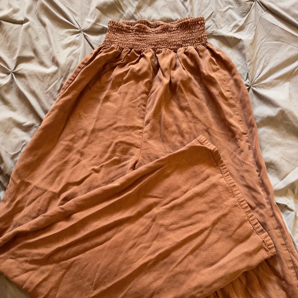 Gold Flare Stretch Pants